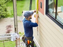 Best Custom Siding Design  in Dellwood, MO